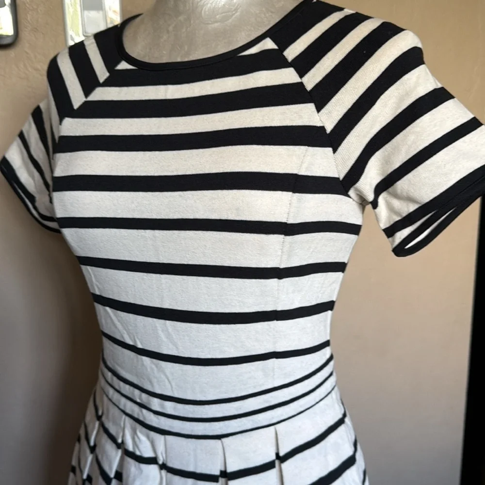 Tibi Women’s Striped Knit Dress Fit Flare Short Sleeves Black/White Size 2 New